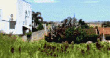 Terreno 400m² desocupado com ótima localização e potencial