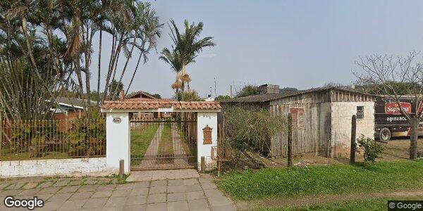 Imóvel residencial com galpão e piscina em Guaíba/RS