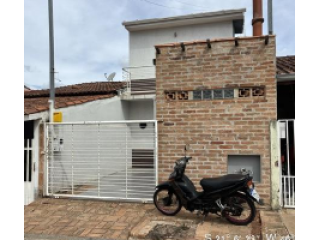 Casa com 70m² e Terreno com 100m² em Conceição da Aparecida/MG