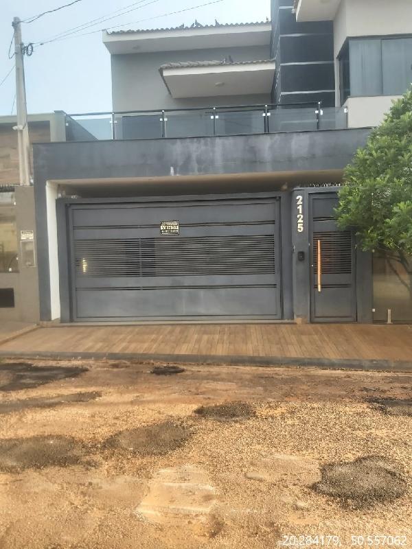 Casa com 3 quartos, 3 banheiros e 1 vaga em Jales