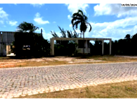 Casa com 796m² em condomínio abandonado, desocupada