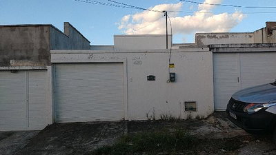 Casa 2 quartos, 2 banheiros e 83,50 m²