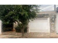 Casa em leilão com 4 quartos e 2 banheiros