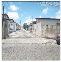 Casa 67m² com 2 Quartos e 1 Vaga - Ocupada
