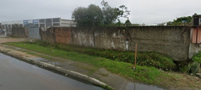 Terreno de 3.355m² na Av. Zeferino Costa - Oportunidade de Investimento