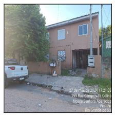 Casa com 218m² privativos, 300m² terreno, 2 prédios averbados