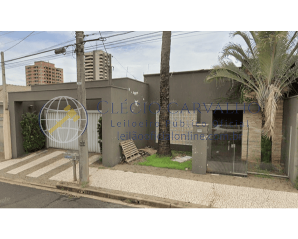 Casa Residencial com 206m² em Votuporanga - SP