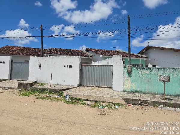Casa com 2 quartos e 69m² de área privativa