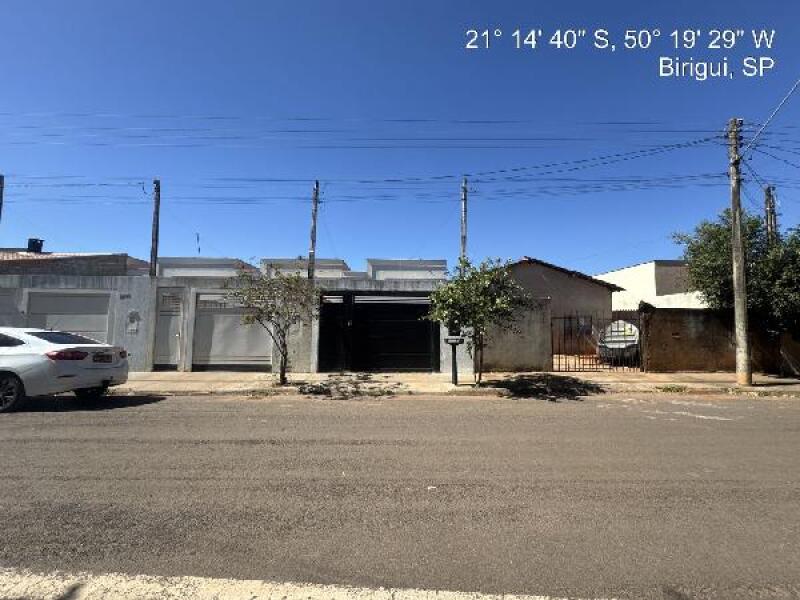 Casa com 2 Quartos, 69,95m² Privativos e 1 Vaga em Birigui/SP