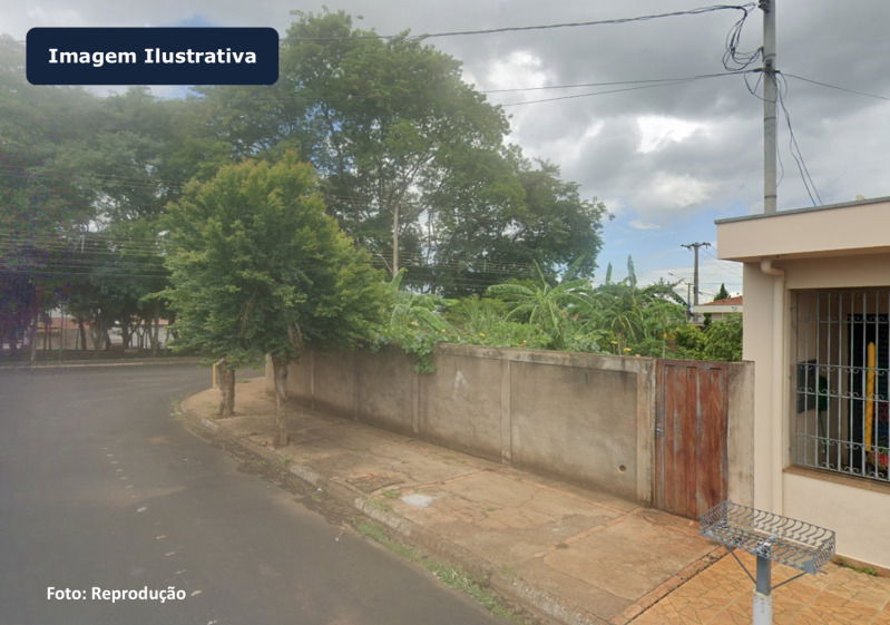 Excelente lote de esquina com 450,73m² em Santa Cruz das Palmeiras