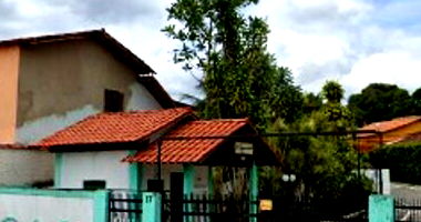 Casa em condomínio com 1 quarto, 1 banheiro, 1 vaga, 161m² construída, ocupada