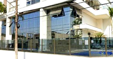 Apartamento 64m² com 2 banheiros e vaga, desocupado
