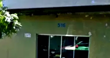 Prédio Comercial em Leilão com 300m² de Terreno