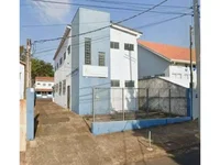 Casa com 594m² construída em terreno de 1.085m² - Ocupada