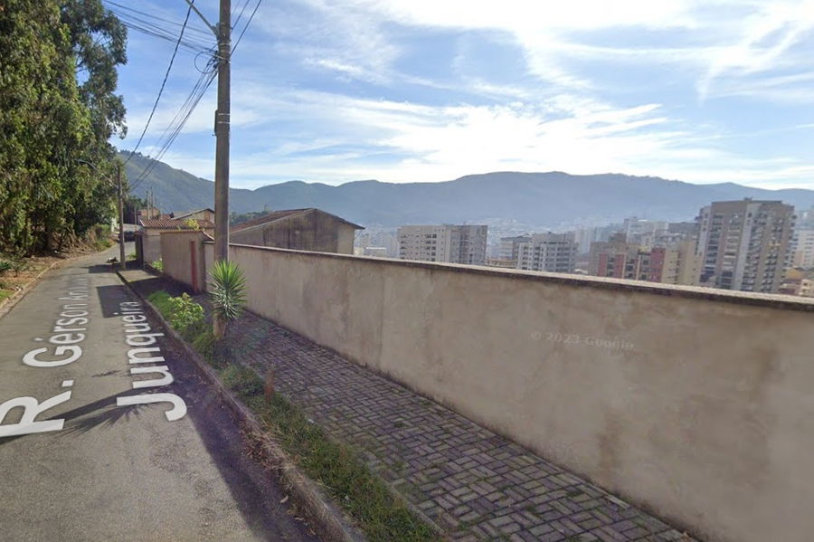 Terreno 208m² em Jardim Santa Augusta, Poços de Caldas