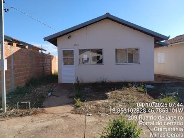Casa em Guaranésia/MG com 41,89m²