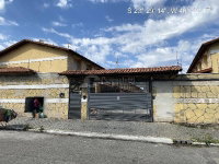 Casa com 2 quartos em São Paulo, 96m², área privativa 80m²