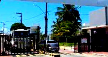 Casa em Condomínio Ocupada com 2 Quartos e 5 Banheiros