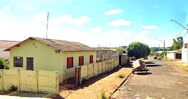 Casa com 3 quartos, 2 banheiros e 50.4m² construídos