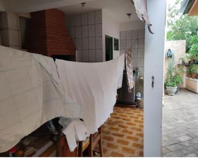 Casa 2 Dorm + Suíte em Jardim Luttalla - São Carlos
