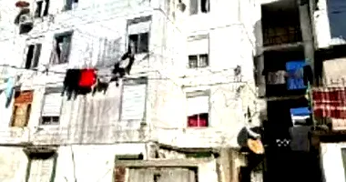 Apartamento Ocupado com 1 Banheiro em Leilão