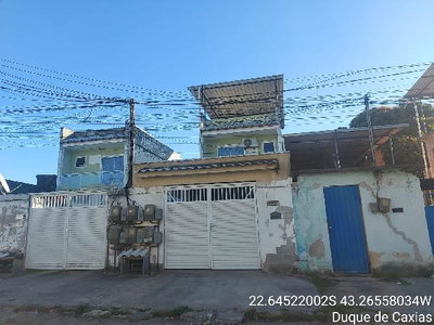 Casa com 2 quartos e 68 m², ocupação não informada