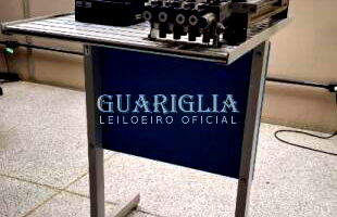 Conjunto de Automação Programável e Manipulador Eletropneumático