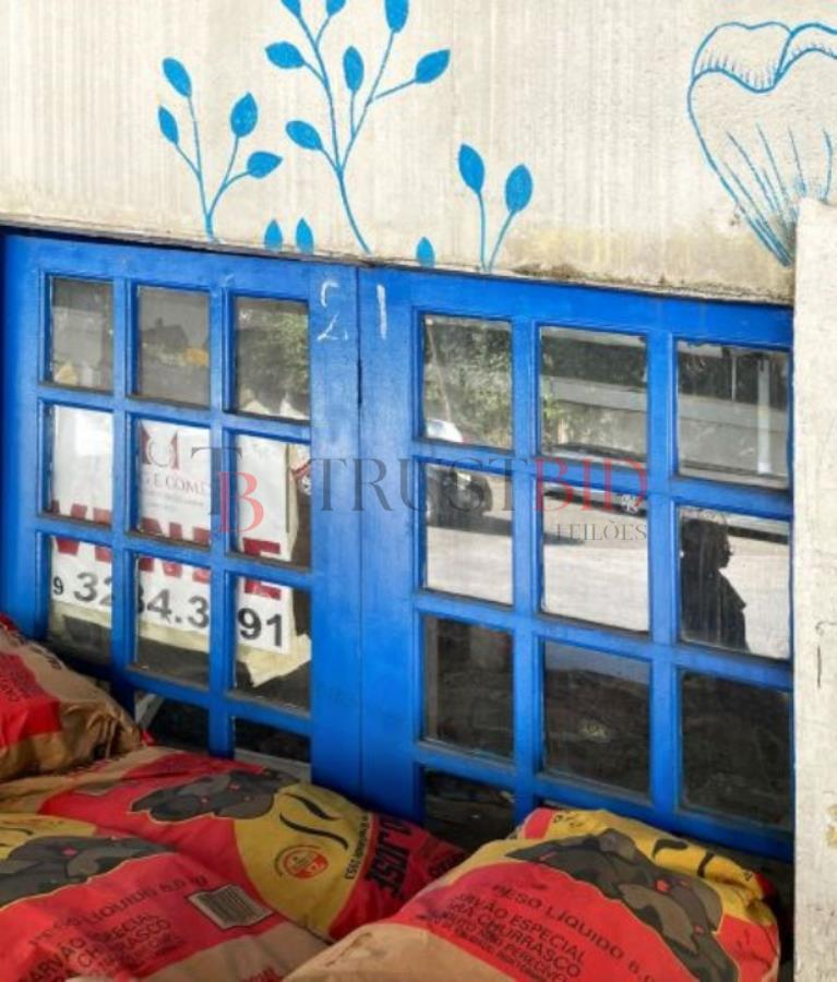 Apartamento e lojas em Cidade Jardim, São Paulo