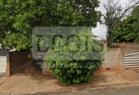 Casa com 345m² de terreno, desocupada, ideal para investimento