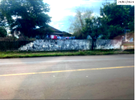 Casa de Madeira com Terreno de 384m² no Bairro Dytz