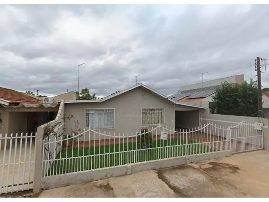 Casa Ocupada em Jardim Gisela com 39,69m² de Área Construída