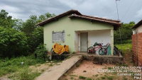 Casa com 2 Quartos e 300m² de Terreno em Demerval Lobo