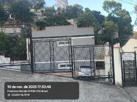 Casa com 2 quartos e 1 vaga em condomínio
