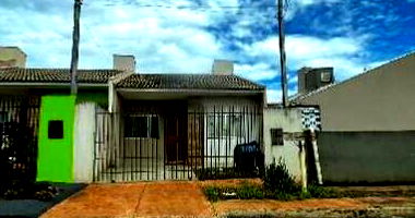Casa com 2 quartos, 1 banheiro, 60m² área privativa e 1 vaga