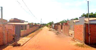 Casa com 2 quartos, 1 banheiro, 50m² construída, 1 vaga