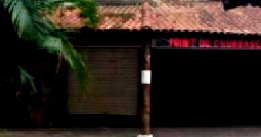 Apartamento Confortável com 2 Quartos, 1 Banheiro e 1 Vaga - Ocupado
