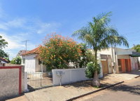 Casa com 54m² de área construída e 330m² de terreno