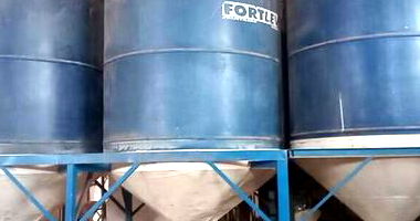 Plataforma com Rosca Infinita, Silos de Trigo e Motores