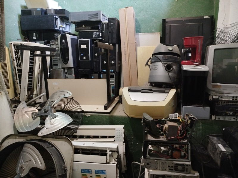 Lote de Materiais Diversos para Marinha do Brasil