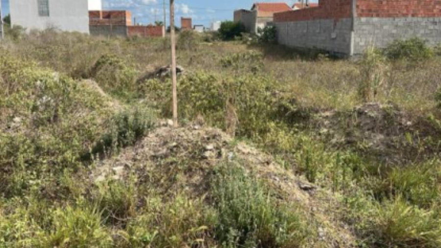 Terreno no Loteamento Veredas - 140 m² em Feira de Santana