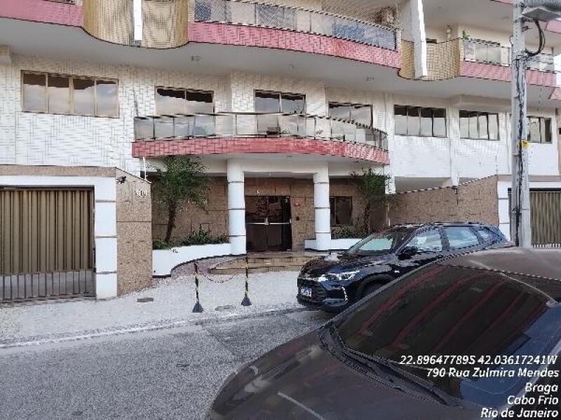 Apartamento com 2 quartos, 2 vagas, 102.75m²