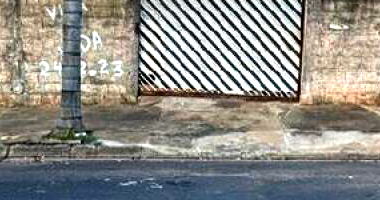 Casa 2 quartos com área de serviço e cozinha, 40m² construída