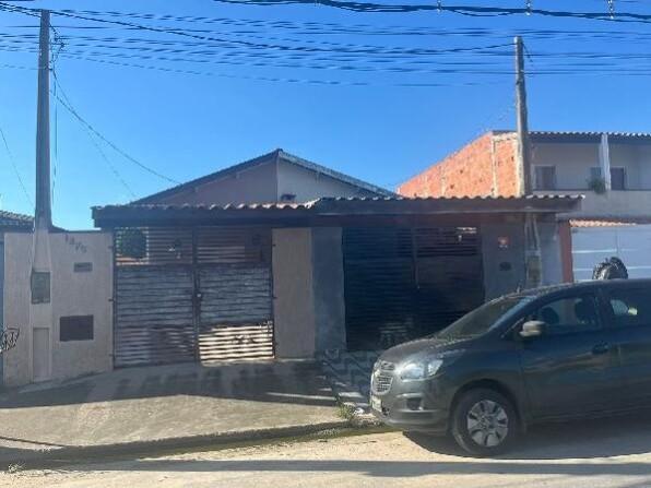 Casa com 2 quartos, 1 banheiro, 56,84m² área privativa, 1 vaga
