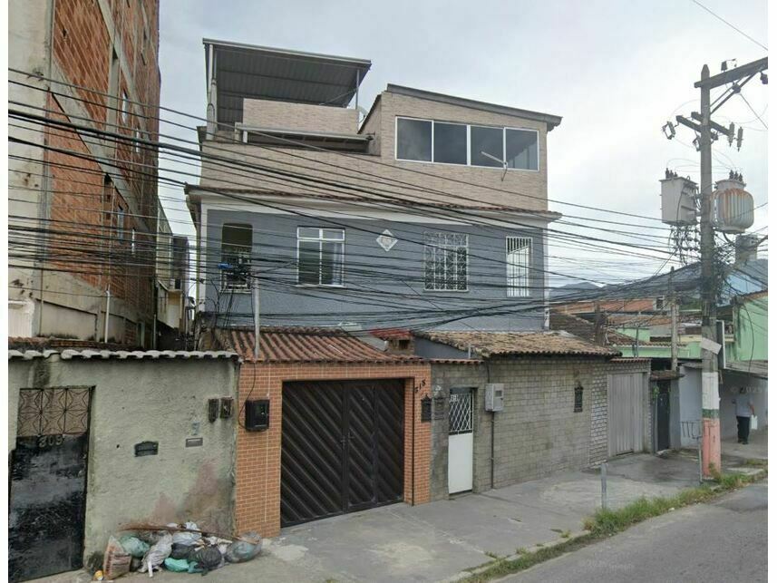 Apartamento com 101,76m² em Leilão
