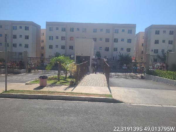Apartamento 2 Quartos com Garagem em Bauru - SP