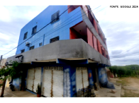 Edificação comercial/residencial com 2 quartos e 1 banheiro