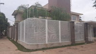 Casa com 1 quarto, 3 banheiros e 1 vaga de garagem