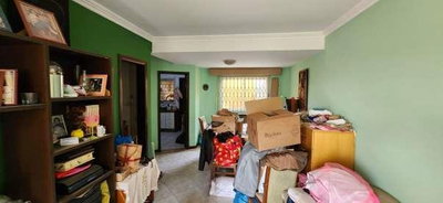 Sobrado com 3 quartos, 2 banheiros e área gourmet em Curitiba