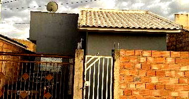 Casa aconchegante com 3 quartos, 2 banheiros e 61.45m² construída