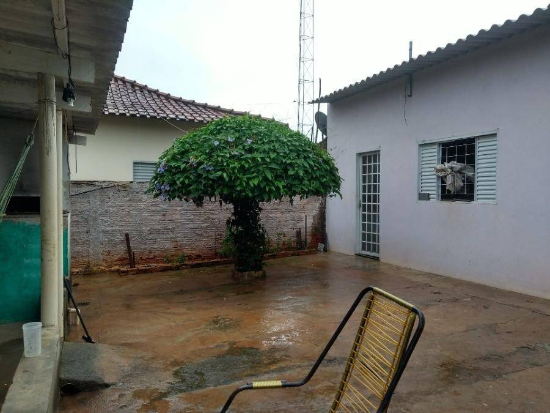Casa com 128m² construídos e 250m² de terreno
